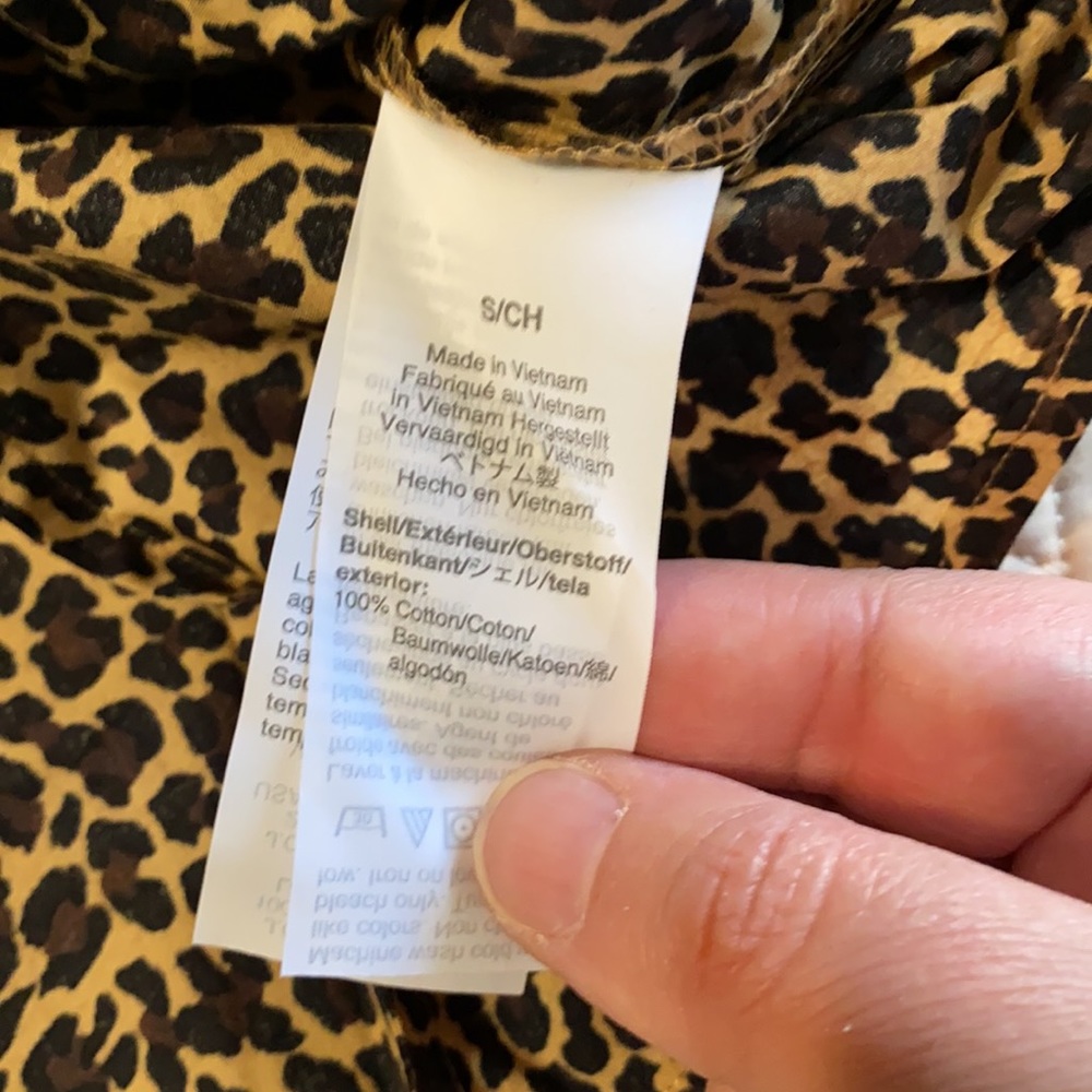 J.Crew Button-up leopard shirt in signature fit - Picture 10 of 11